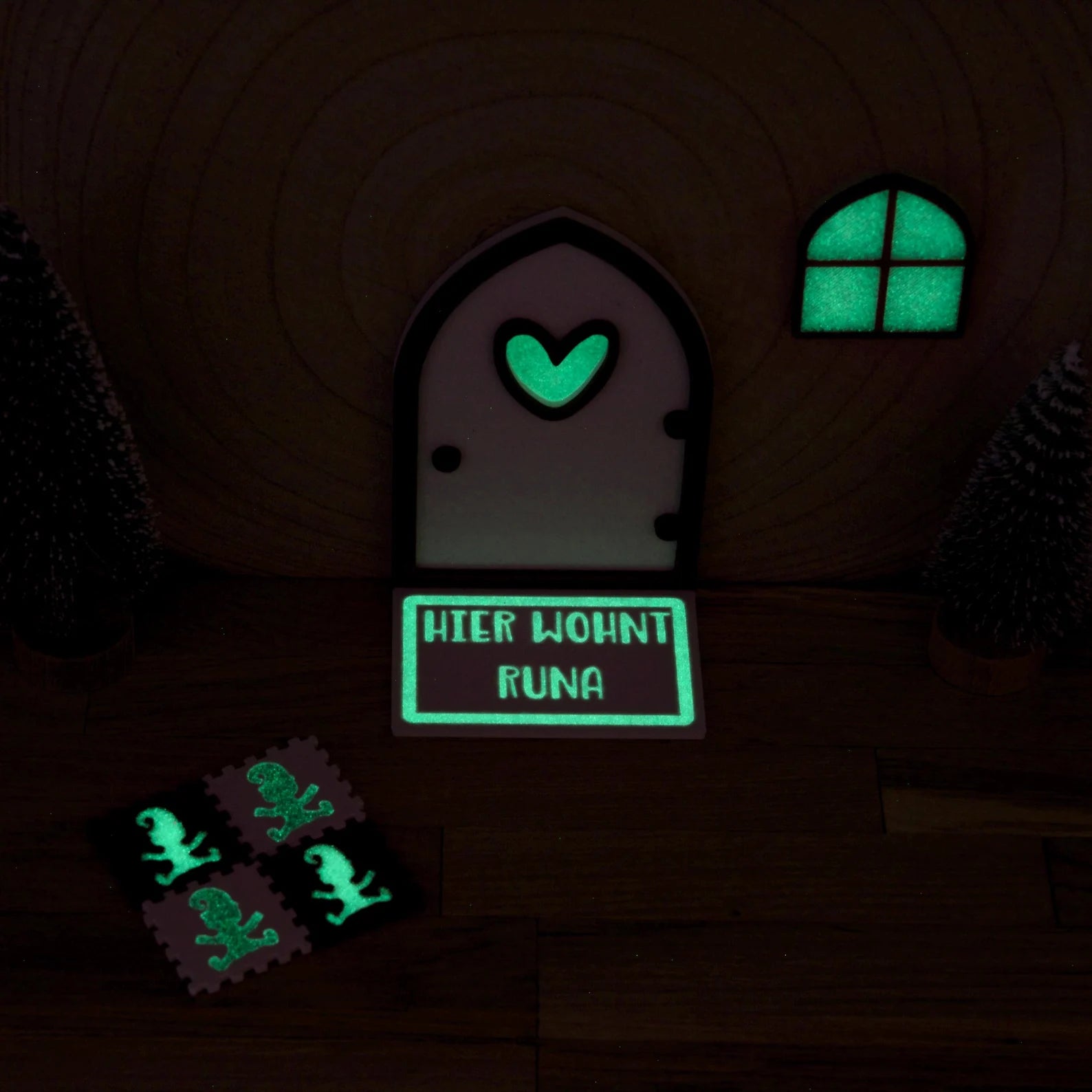 Leuchtende Fußmatte für Wichteltür