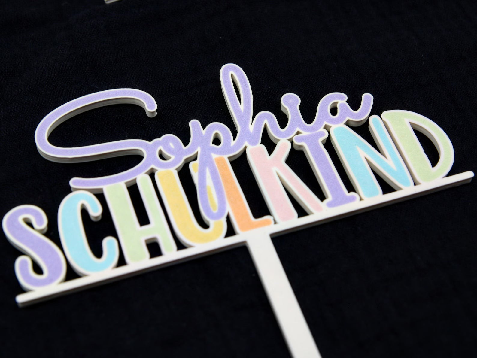 Caketopper - Schulkind 2025 in  Pastell-Regenbogenfarben