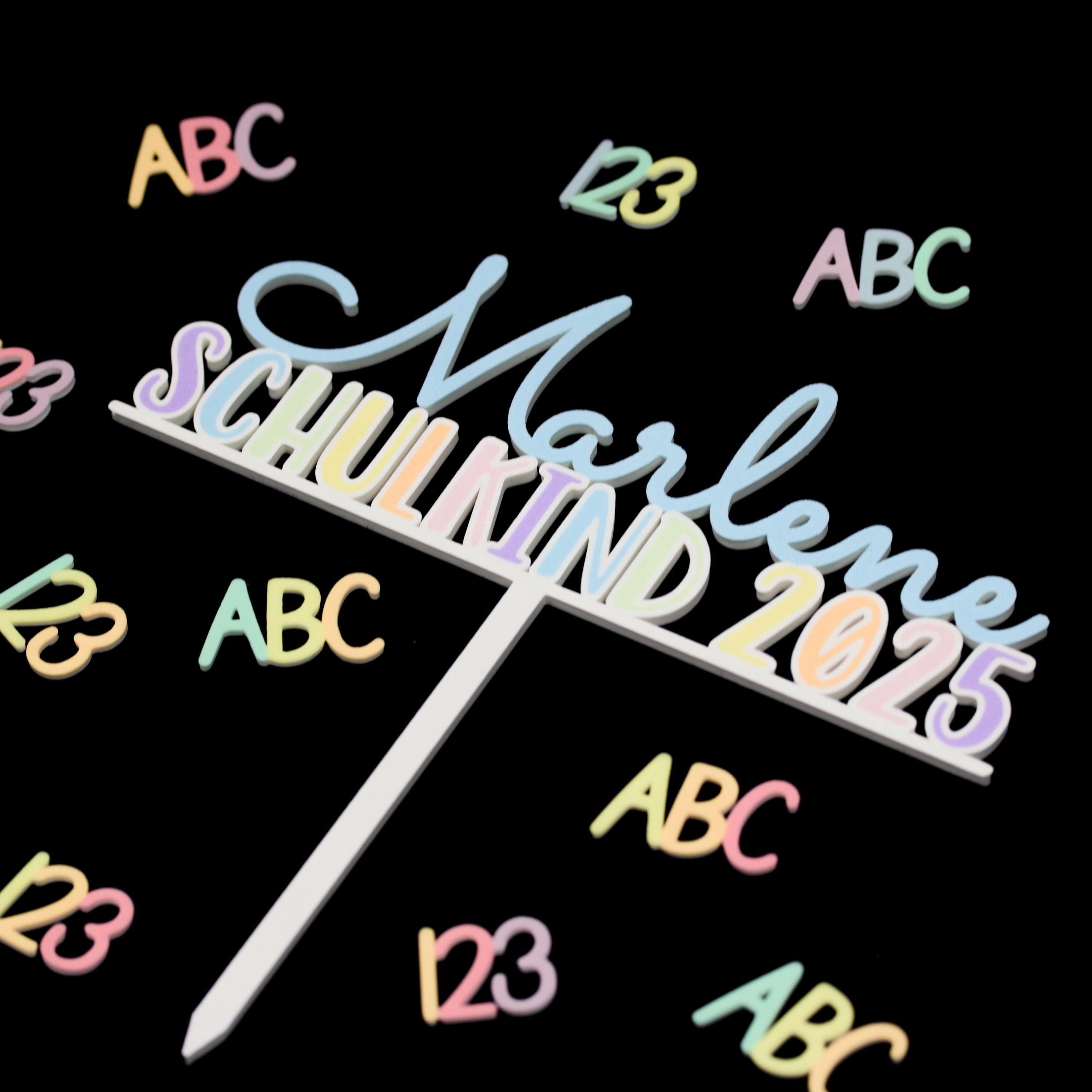 Caketopper - Schulkind 2025 in Pastell-Regenbogenfarben