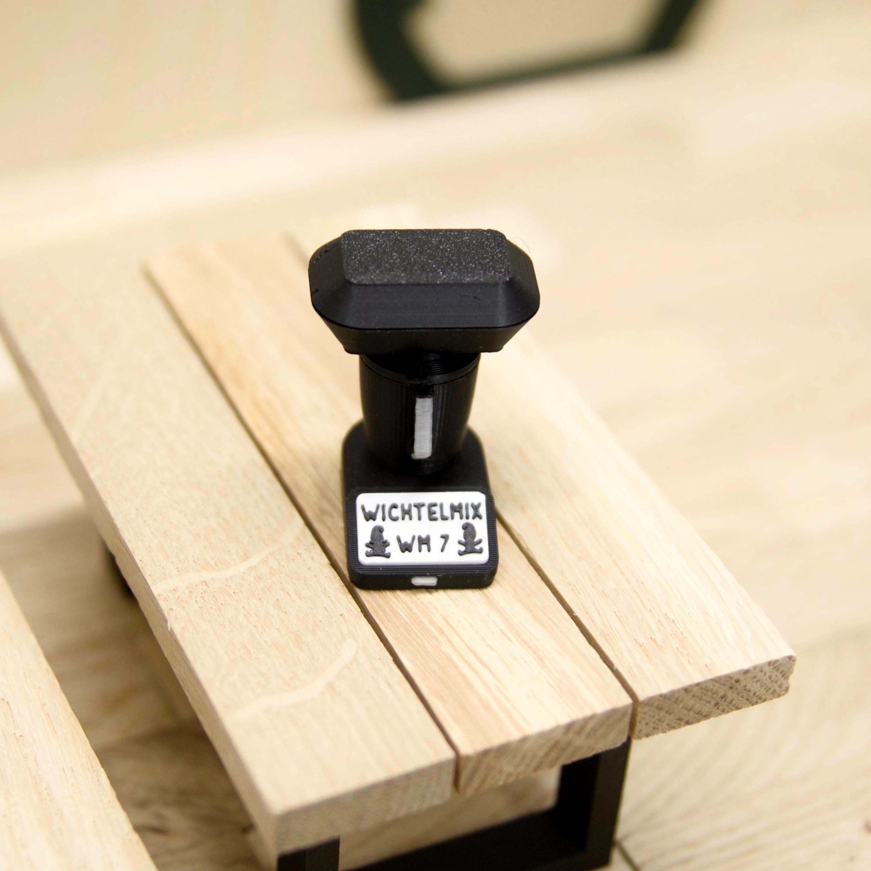 Wichtelmix WM7 | Mini Küchenmaschine für Wichtel | Zubehör Wichtelküche & Puppenhaus | 3D Druck Miniatur aus PLA | Deko Weihnachten