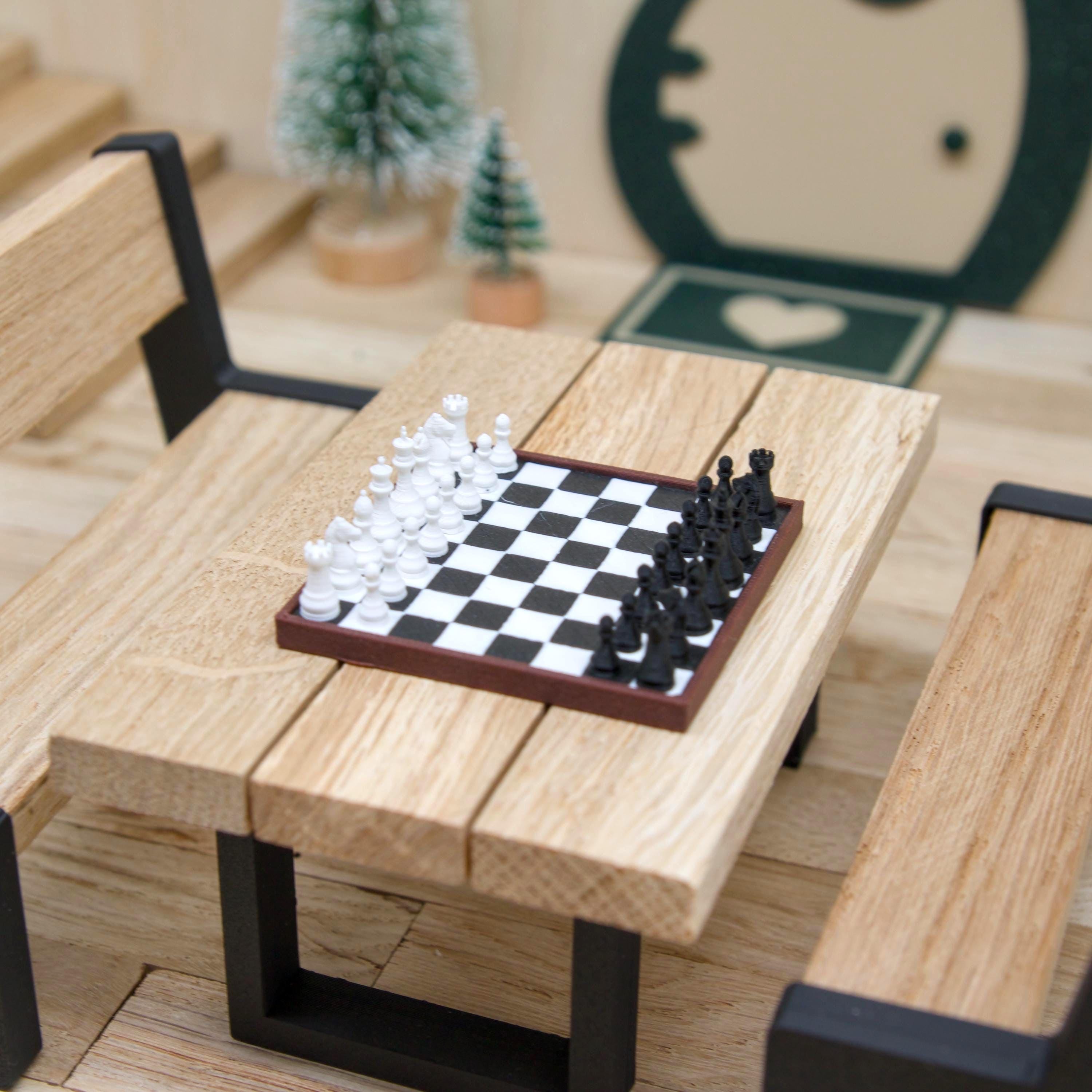 Wichtel Schachspiel | Mini Schachbrett mit Figuren | Zubehör für Wichteltür & Wichtelspiele