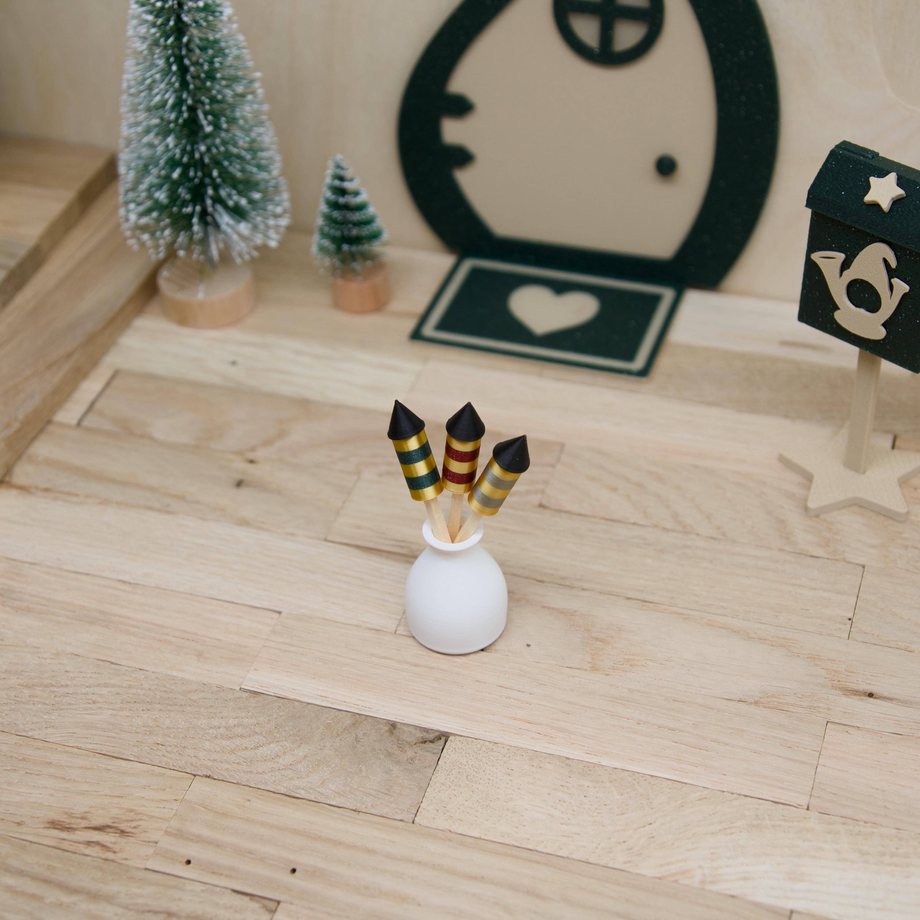 Silvesterraketen für Wichtel | Mini Raketen Set mit 3 oder 9 Stück | optional mit Vase | Wichtelzubehör für Wichteltür & Silvesterdeko