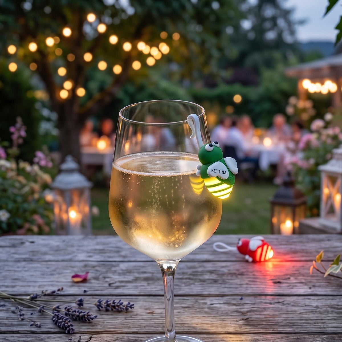 Glasmarkierer Glühwürmchen Irmchen personalisiert mit LED Licht | Platzkarte Hochzeit | Gastgeschenk Geburtstag | Namensschild Glas Spritz