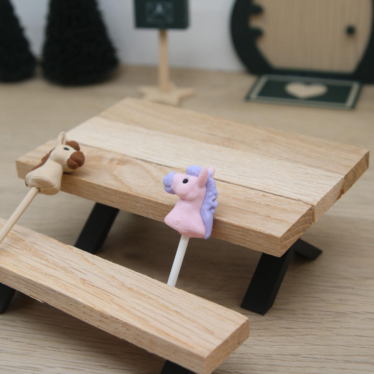 Wichtel Steckenpferd | Mini Pferd für Wichtel | Wichtel Zubehör Weihnachten | Wichteltür Deko | 2 Farben