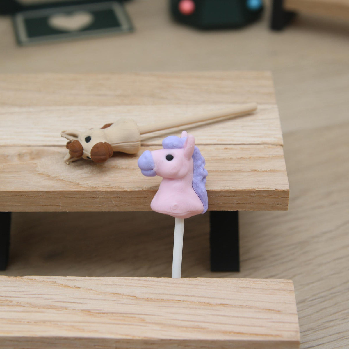 Wichtel Steckenpferd | Mini Pferd für Wichtel | Wichtel Zubehör Weihnachten | Wichteltür Deko | 2 Farben